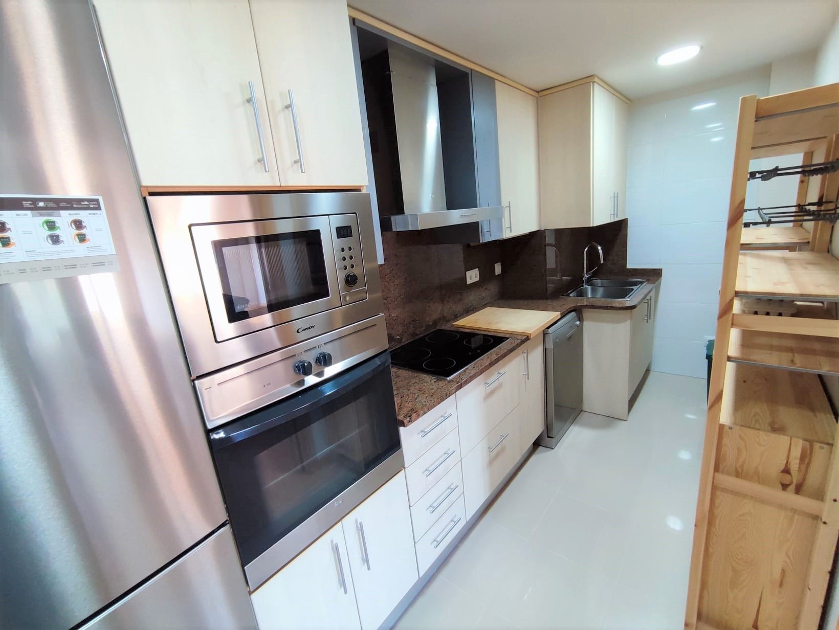 Cocina de Piso en venta en Sarrià de Ter con Aire acondicionado, Calefacción y Parquet