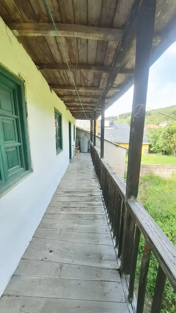 Vista exterior de Casa o xalet en venda en Ponferrada