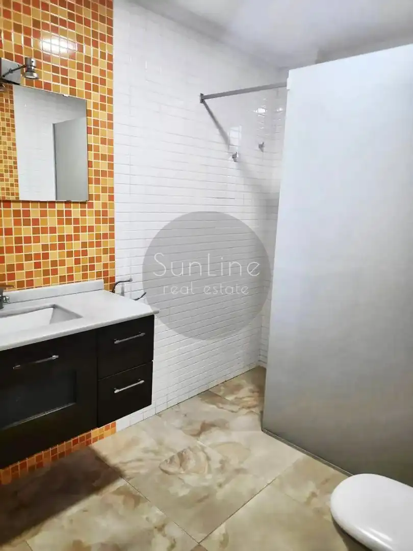 Bany de Casa o xalet de lloguer en Picassent amb Aire condicionat, Jardí privat i Terrassa