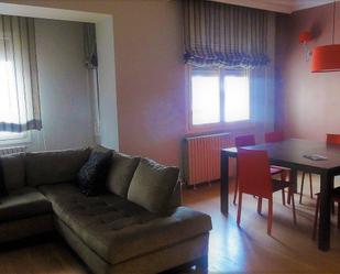 Living room of Flat for sale in  Zaragoza Capital  with Air Conditioner and Balcony