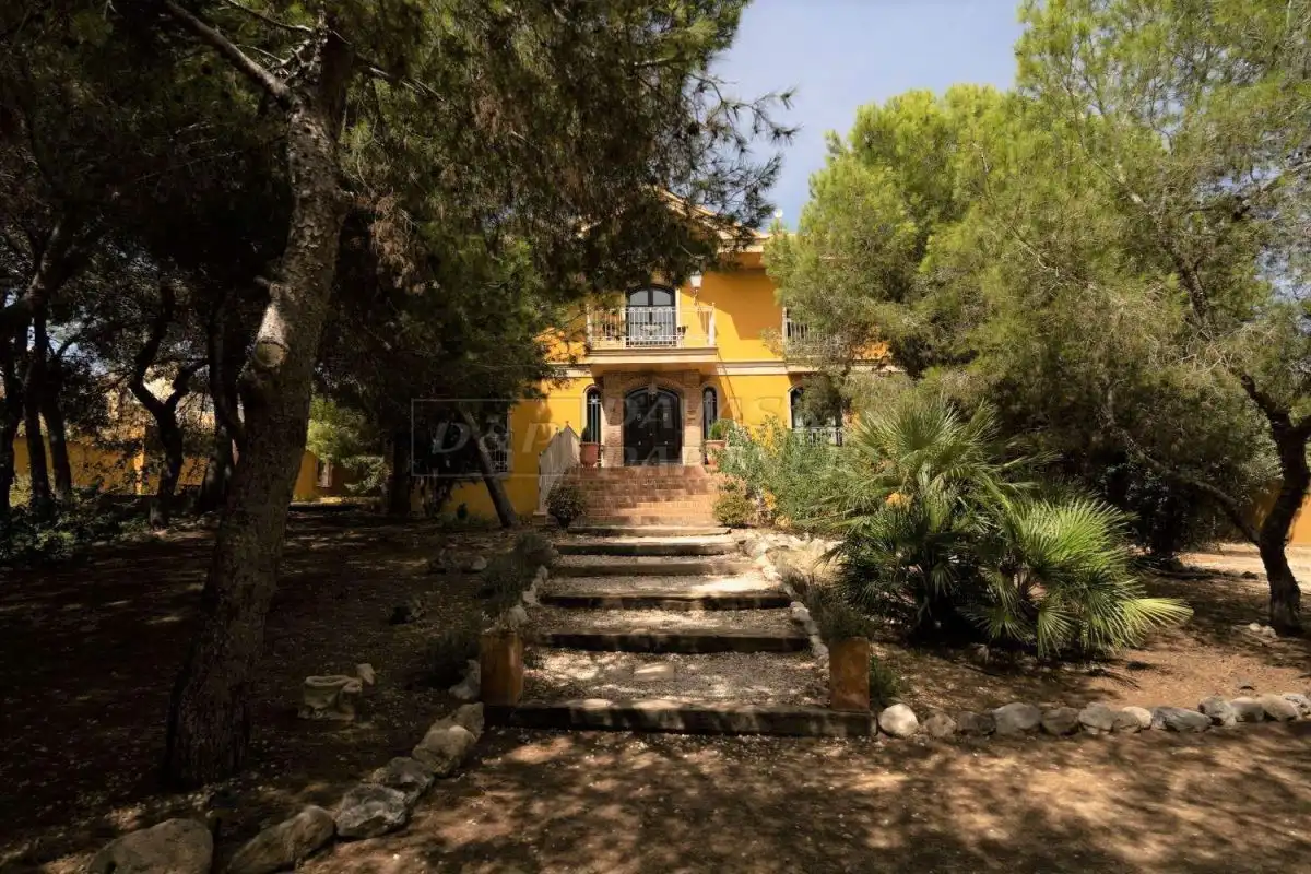 Jardí de Edifici en venda en Rojales