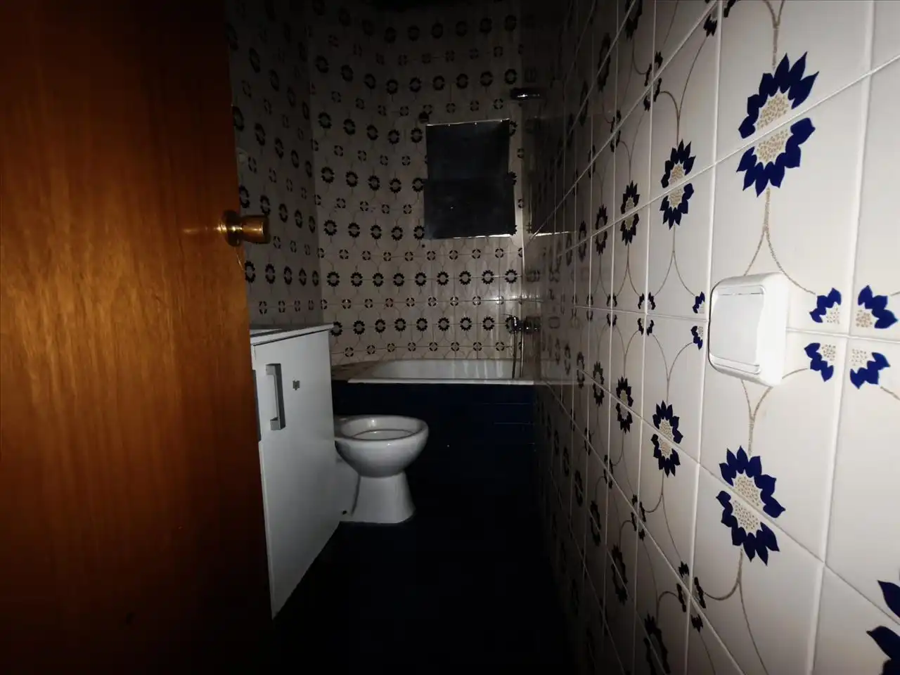 Bathroom of Flat for sale in Centre