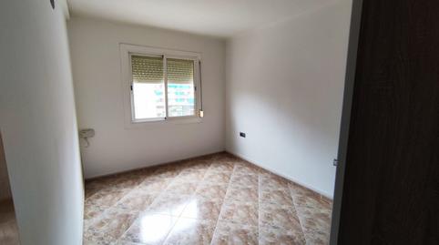 Foto 3 de Pis en venda a Carrer de Nàpols, Llatí, Santa Coloma de Gramenet