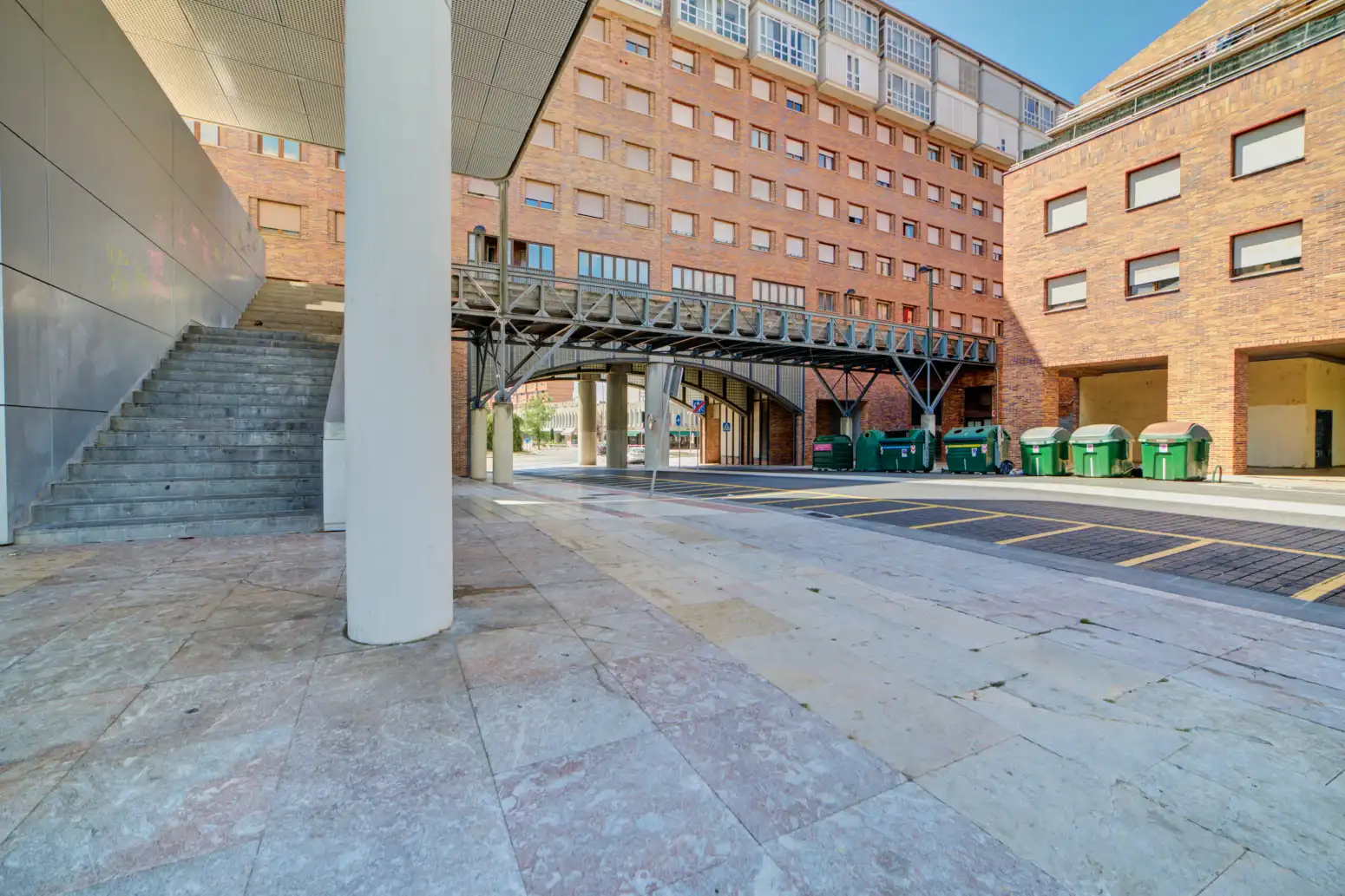 Parking de Oficina en venta en  Pamplona / Iruña
