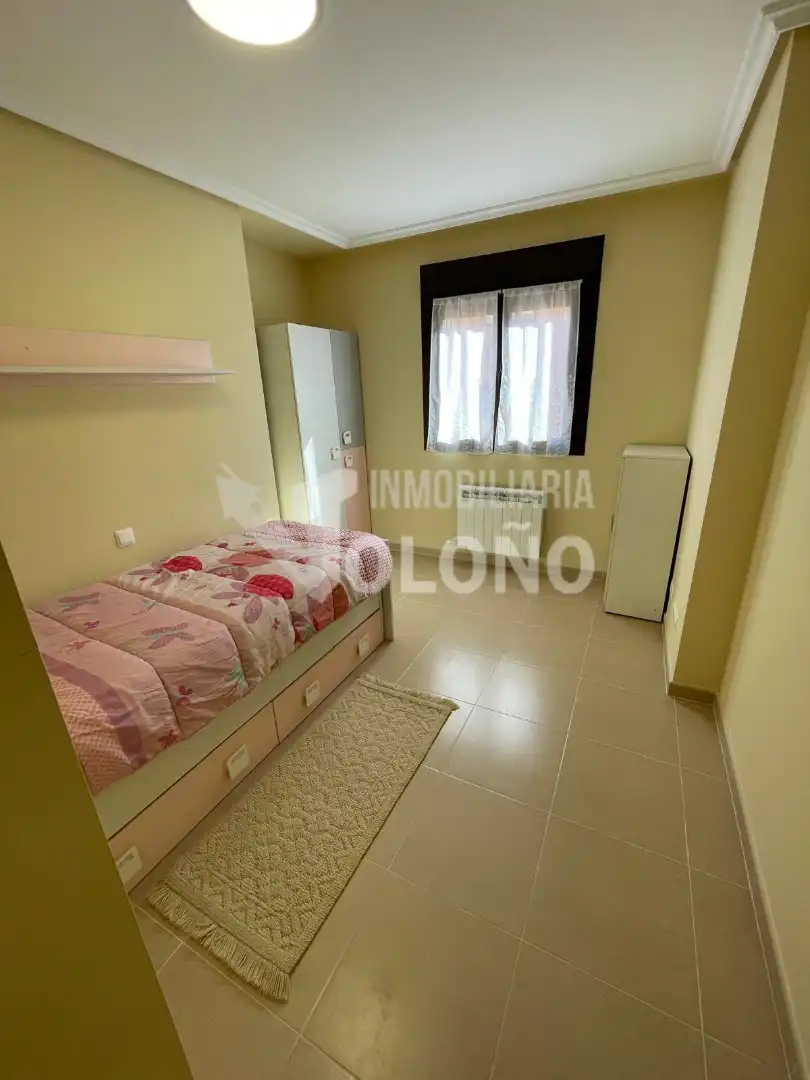 Bedroom of Flat for sale in Zarratón  with Heating, Furnished and Oven