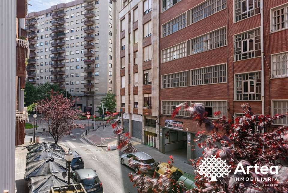 Exterior view of Flat for sale in Bilbao   with Heating and Terrace