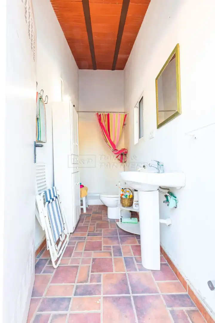 Badezimmer von Haus oder Chalet zum Verkauf in Orihuela mit Privatgarten, Abstellraum und Schwimmbad