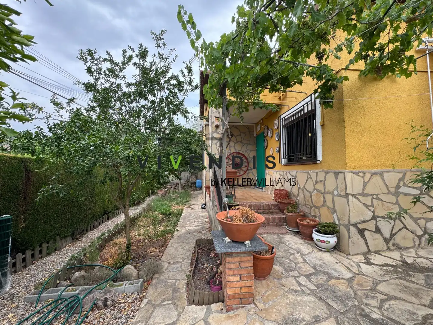 Vista exterior de Finca rústica en venta en Corbera de Llobregat