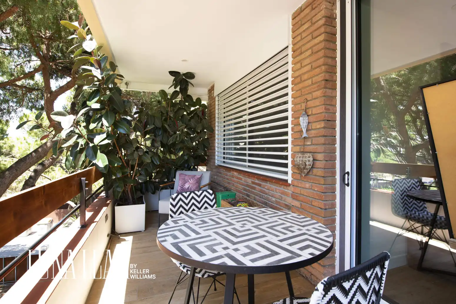 Terrasse von Dachboden zum Verkauf in Gavà mit Heizung, Parkett und Terrasse