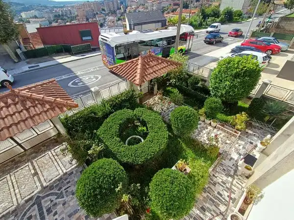 Casa con terraza en venta en Avenida do Aeroporto, imagen 2