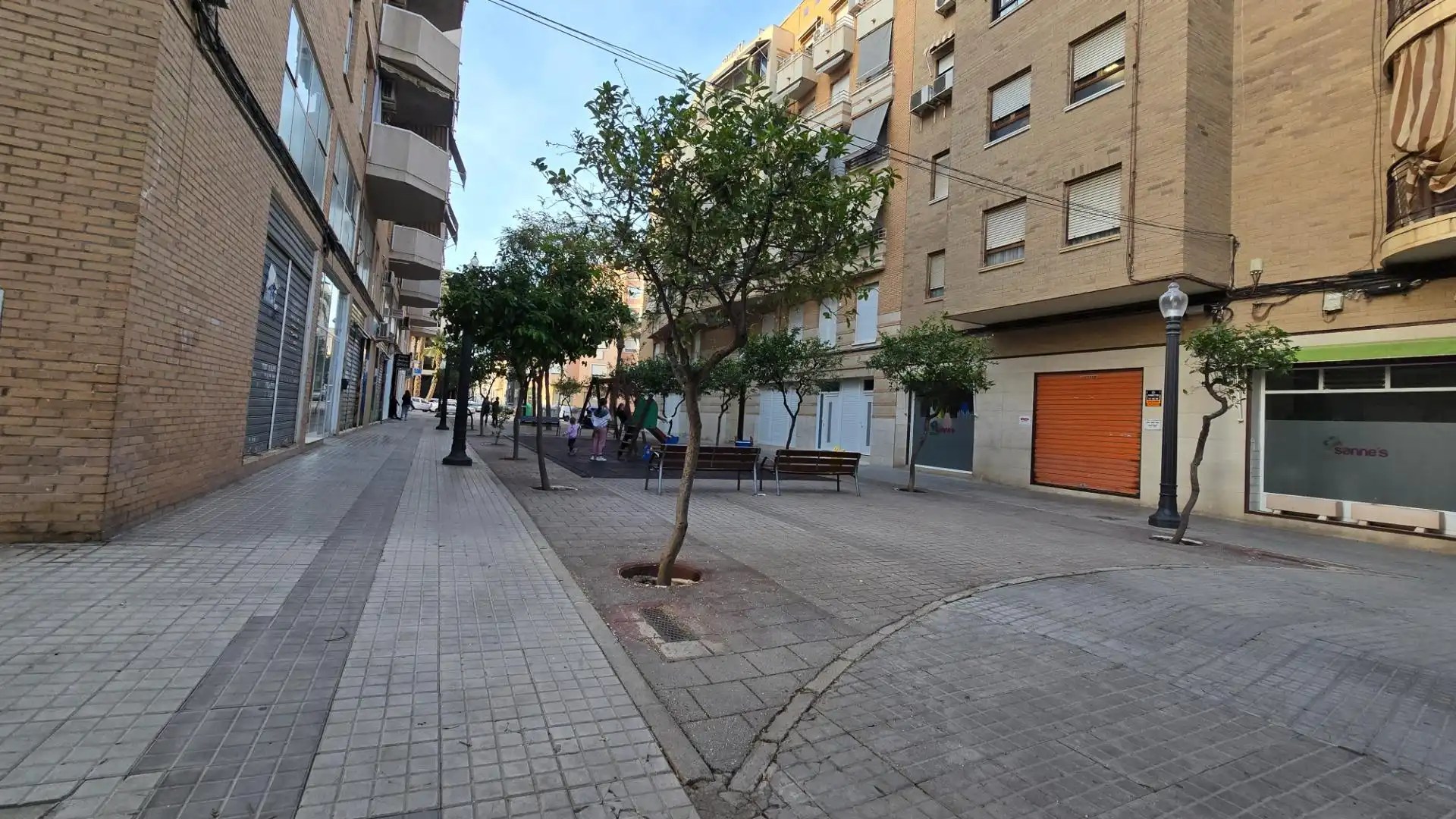 Vista exterior de Pis en venda en Elche / Elx amb Aire condicionat, Terrassa i Balcó