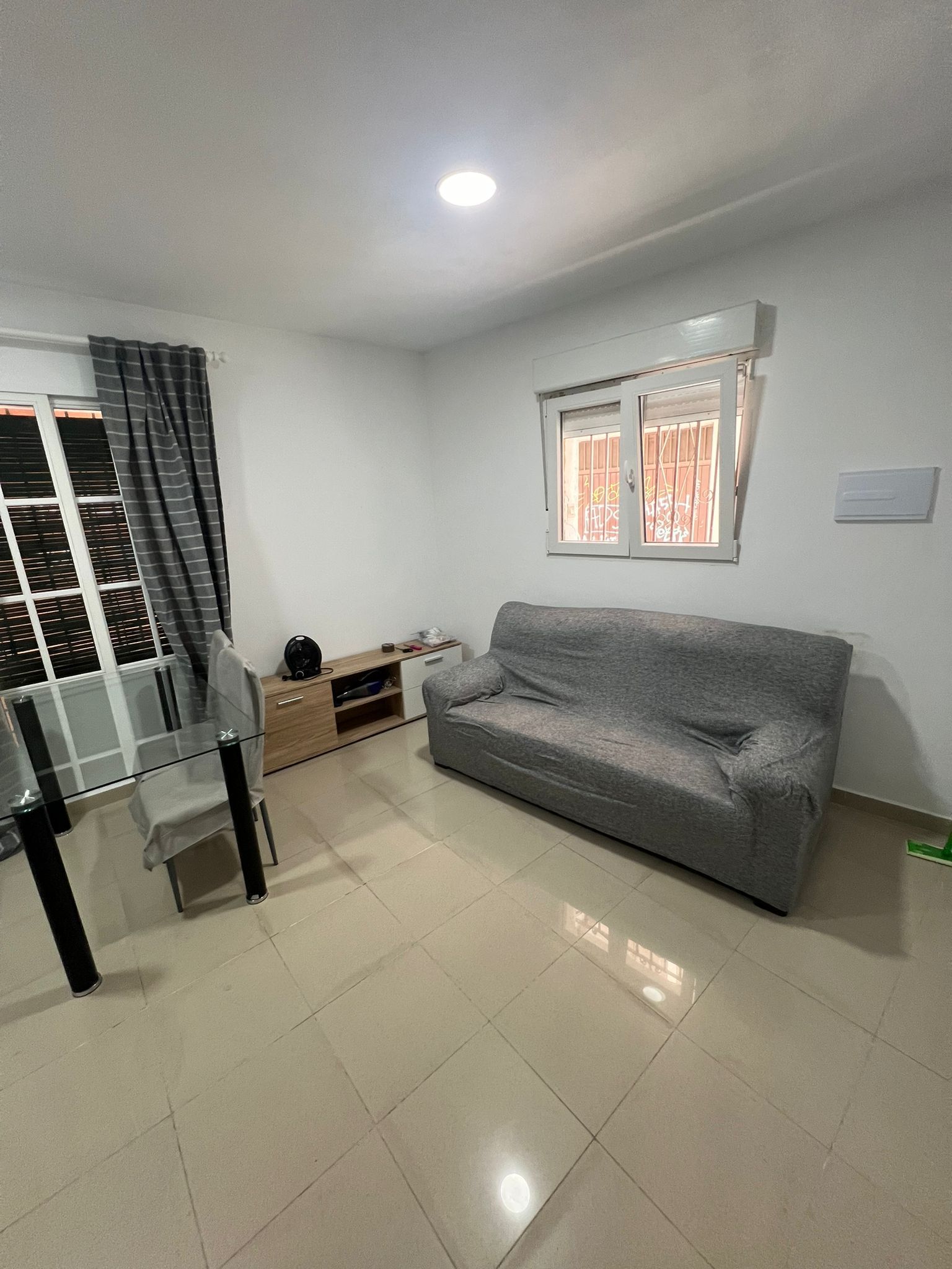 Apartament de lloguer a Calle Fuente Nueva, Centro - Sagrario
