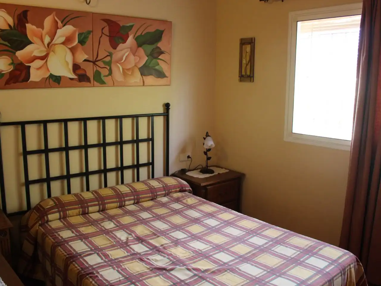 Dormitori de Casa o xalet de lloguer en Alhaurín El Grande amb Aire condicionat, Terrassa i Piscina