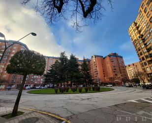 Exterior view of Flat for sale in Burgos Capital  with Heating, Terrace and Storage room