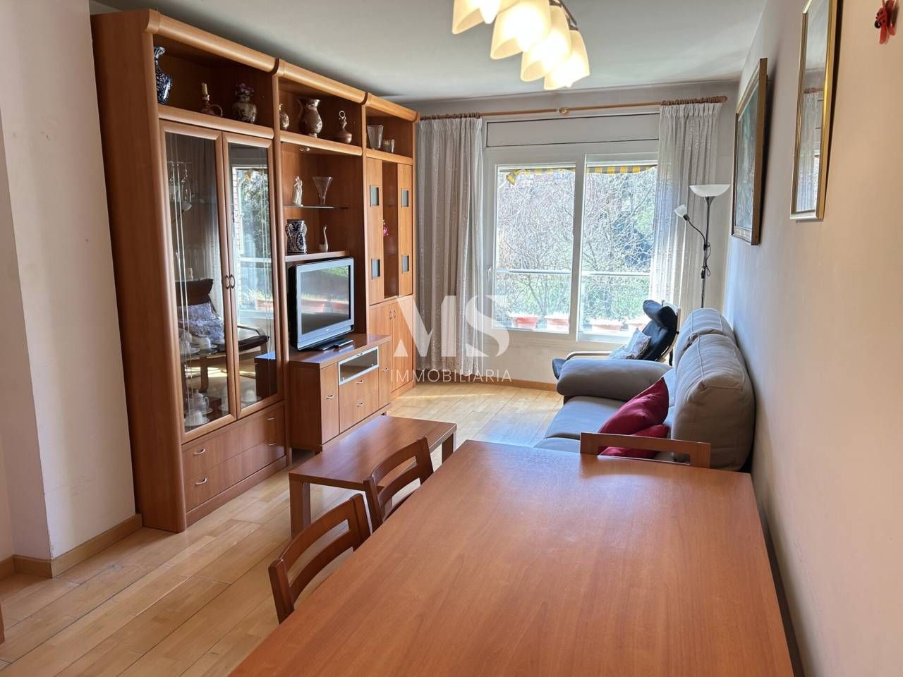 Flat for sale in Canigó, Caputxins - Ambulatori