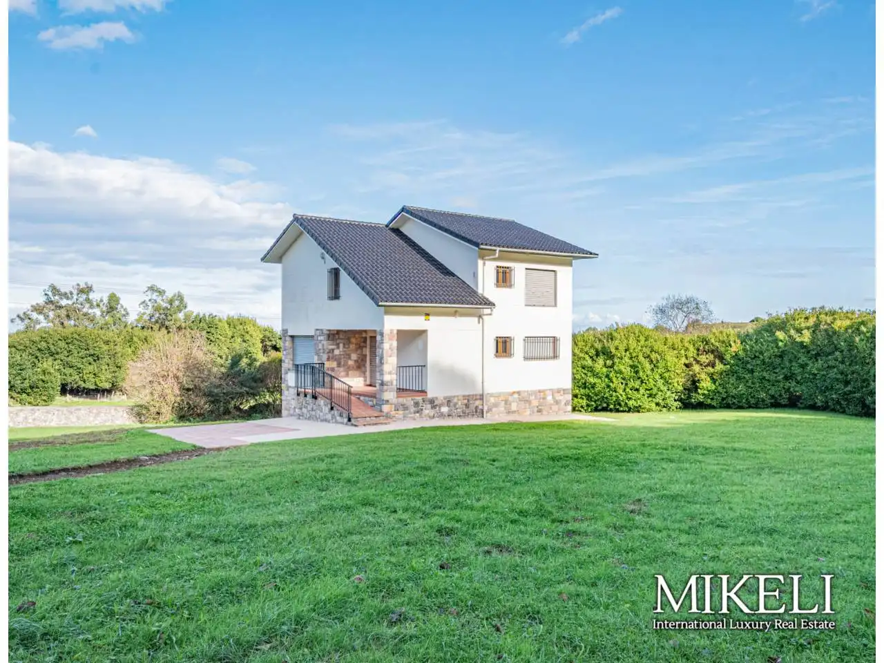Exterior view of Houses for sale in Llanes  with Heating, Private garden and Terrace