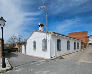 Exterior view of Single-family semi-detached for sale in Villamantilla  with Air Conditioner, Heating and Private garden