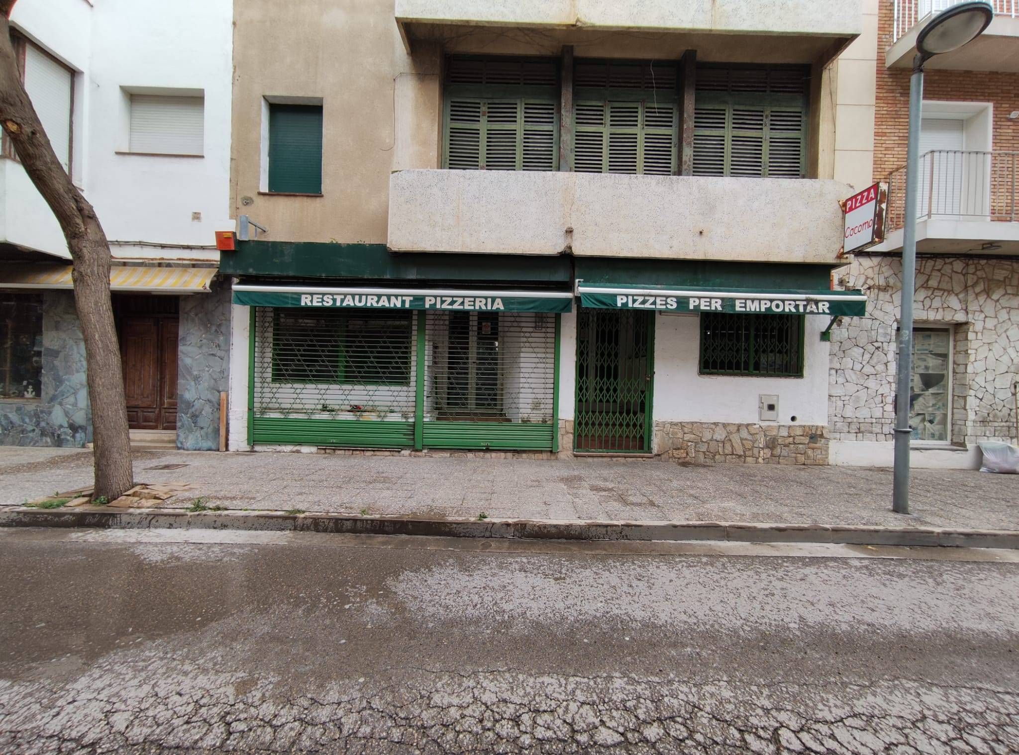 Building for sale in Llançà