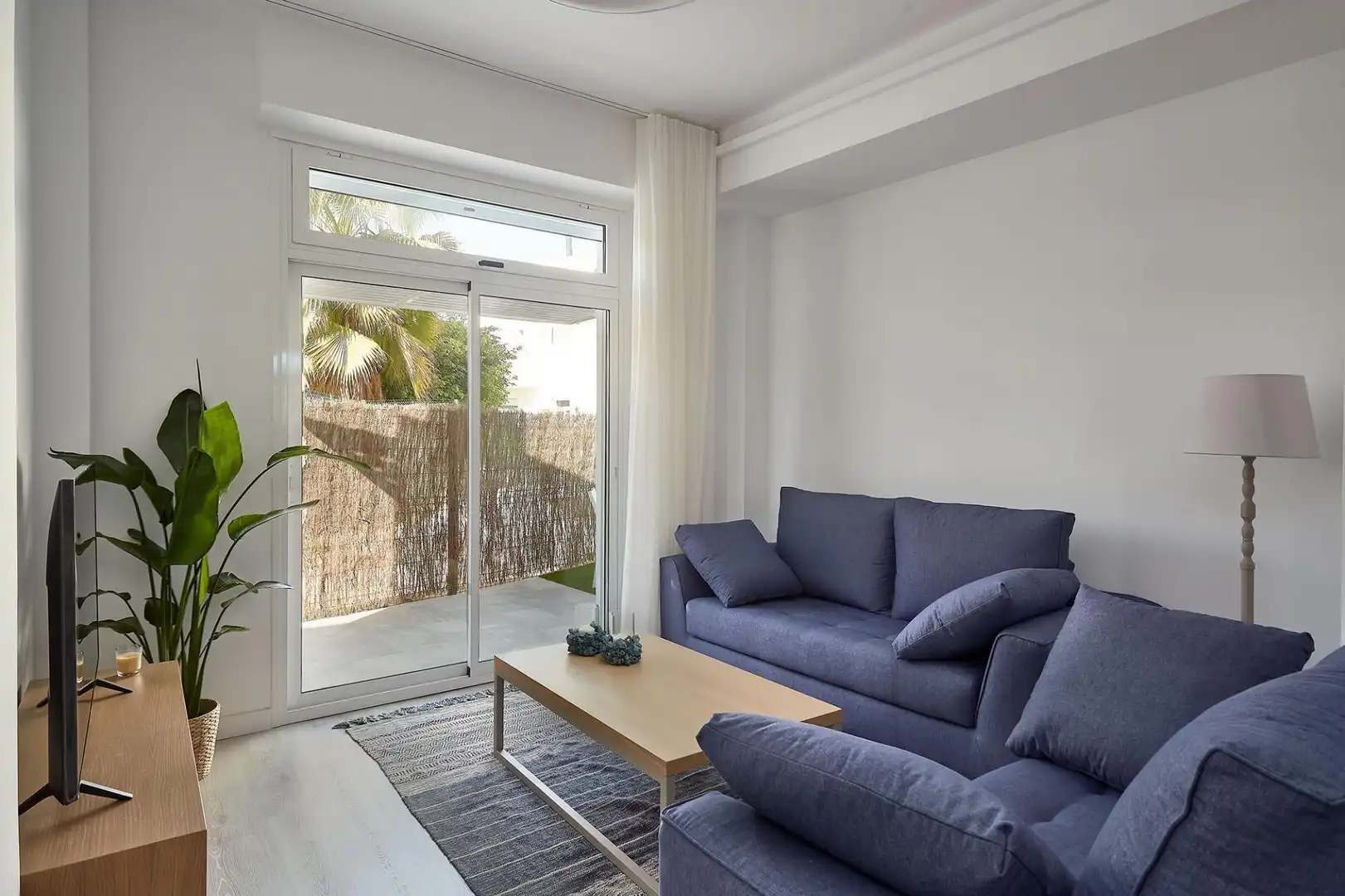 Wohnzimmer von Erdgeschoss zum Verkauf in Vera mit Klimaanlage, Heizung und Privatgarten