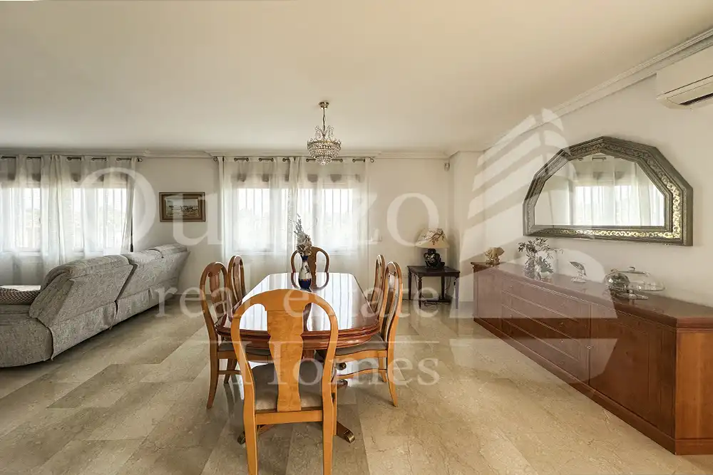 Dining room of Houses for sale in Villaviciosa de Odón  with Air Conditioner, Heating and Private garden