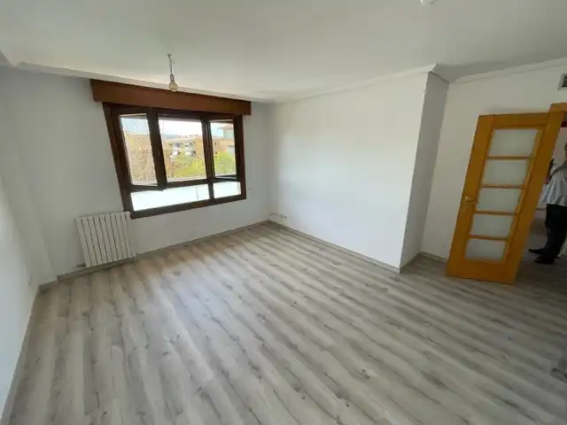 Dormitori de Àtic de lloguer en Sant Cugat del Vallès amb Calefacció, Parquet i Terrassa