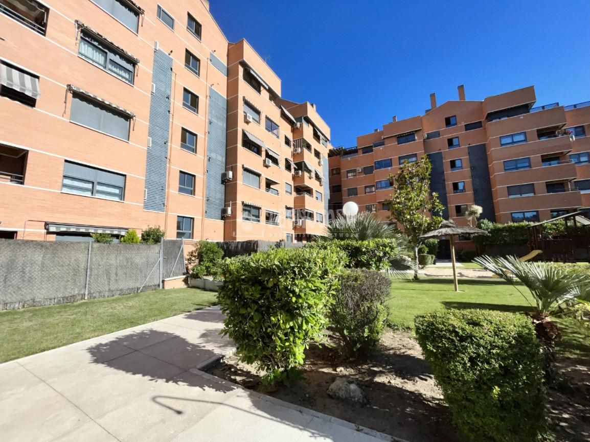 Flat to rent in Parque Oeste - Fuente Cisneros