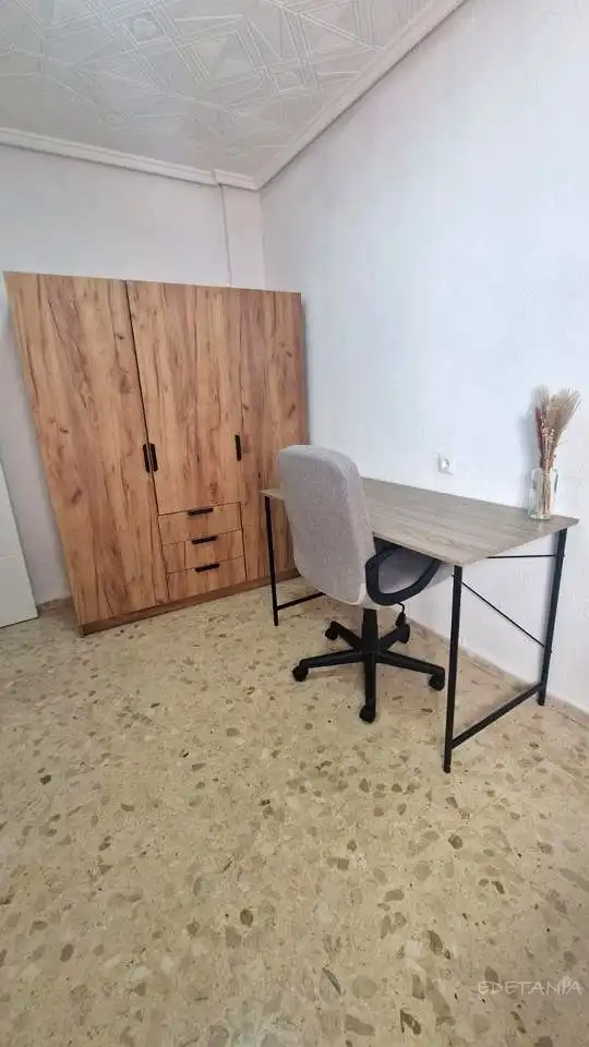 Piso de alquiler en Moncada con Terraza, Amueblado y Balcón