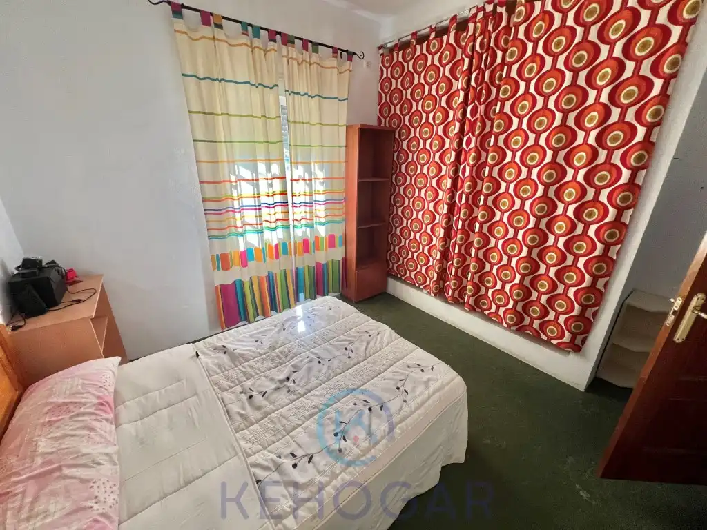 Schlafzimmer von Residential zum Verkauf in Los Palacios y Villafranca