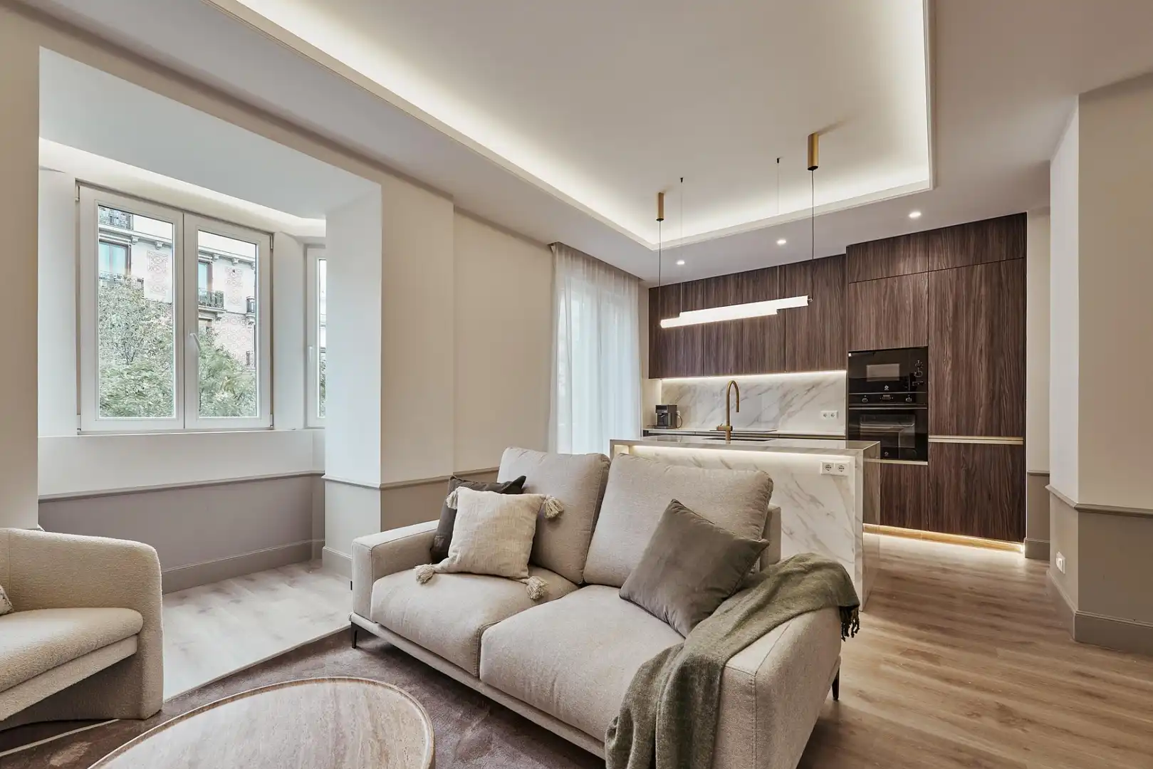 Flat with terrace for sale in Calle del Conde de Peñalver 33