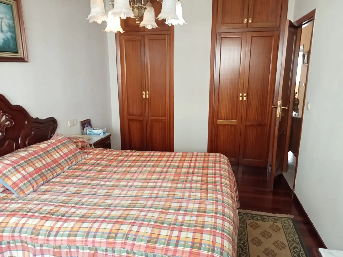 Habitación de Casa o chalet en venta en Santiago de Compostela  con Calefacción, Jardín privado y Terraza