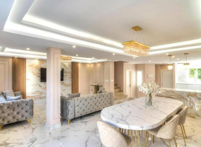 Casa adosada en Alquiler en Nueva Andalucía centro