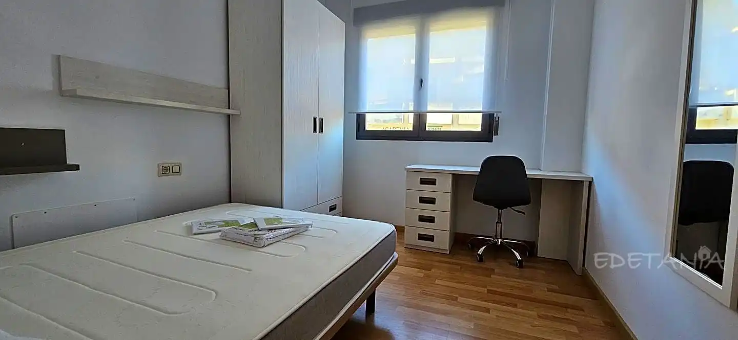 Wohnung zur Miete in calle Lluís Vives, Moncada