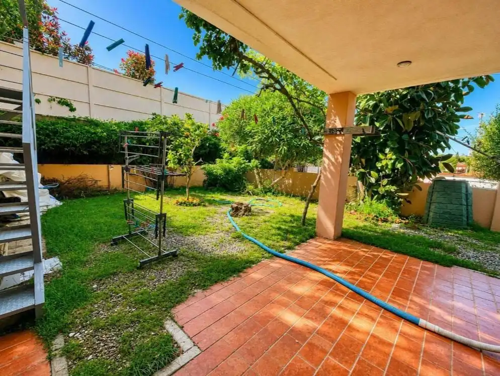 Terrassa de Casa o xalet en venda en Alella