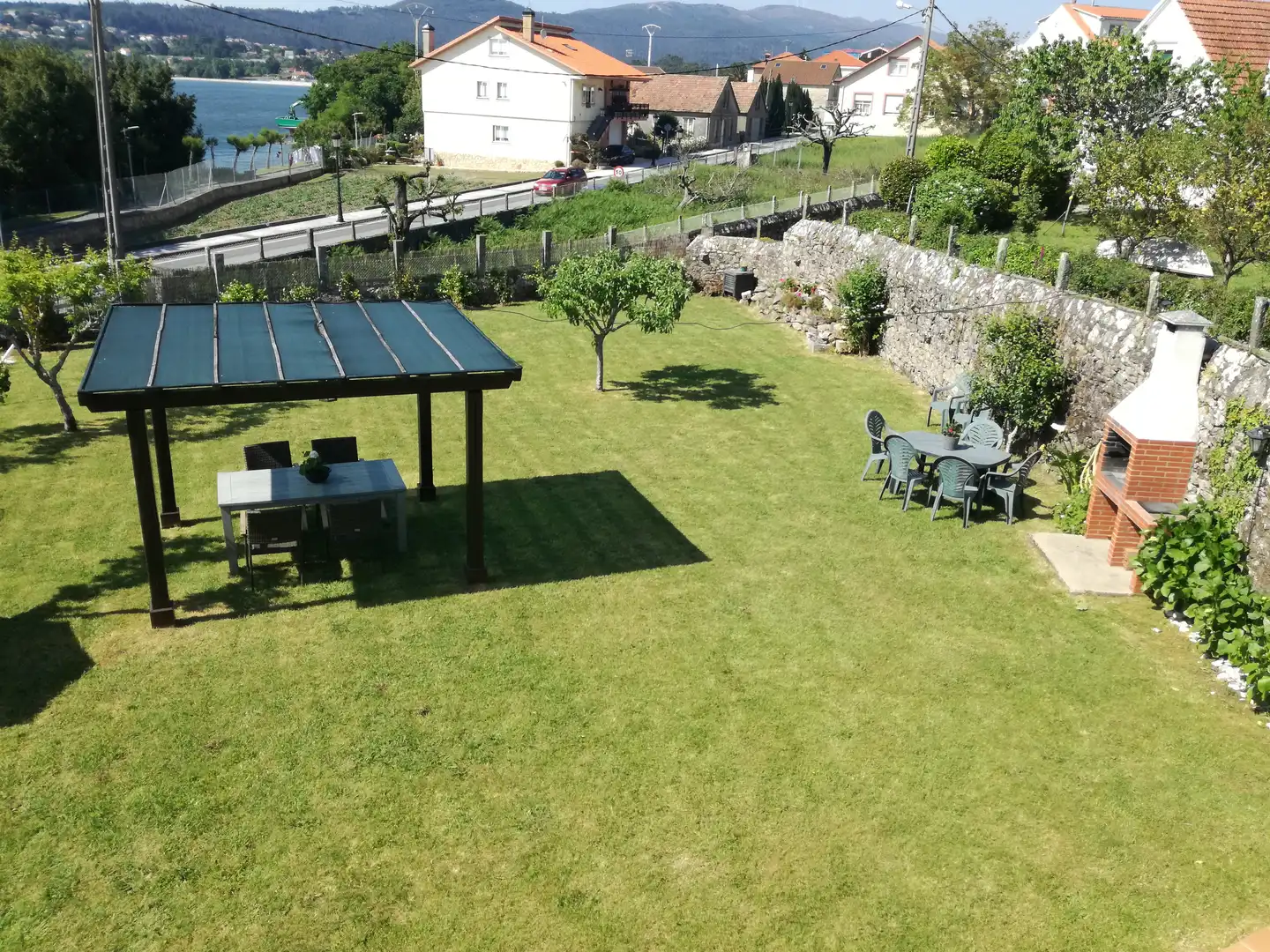 Garden of Houses for rent in Rianxo  with Heating, Private garden and Furnished