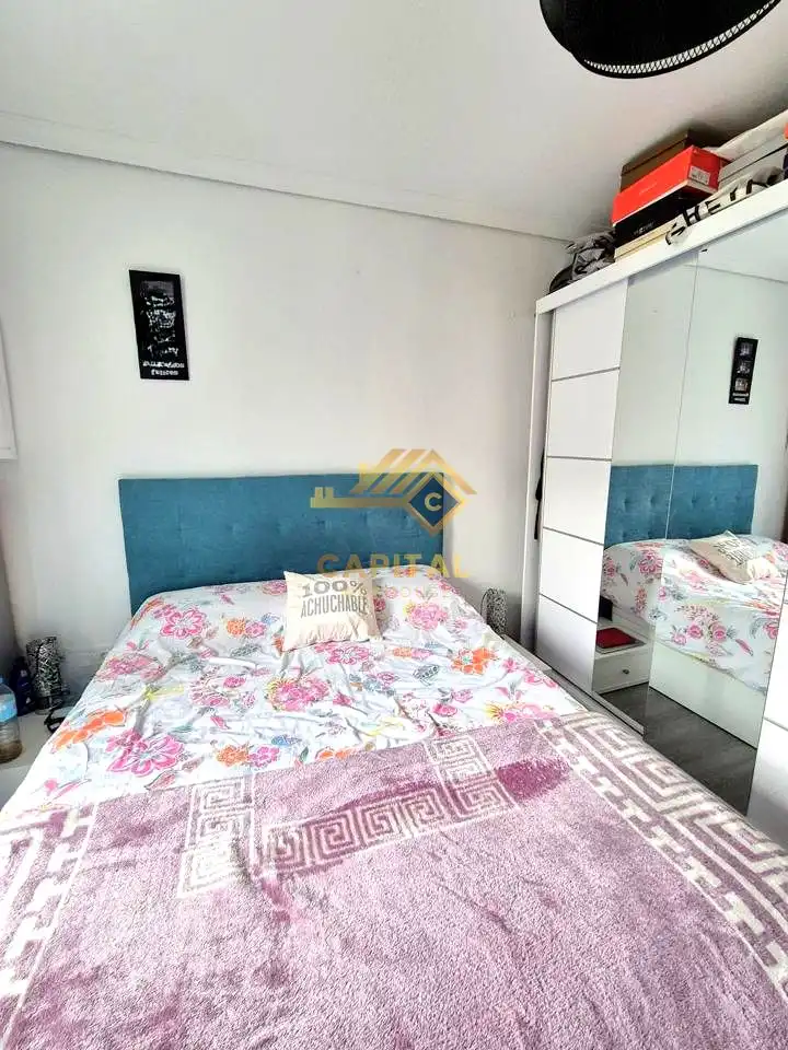 Bedroom of Flat for sale in Madrid  with Air Conditioner, Heating and Balcony