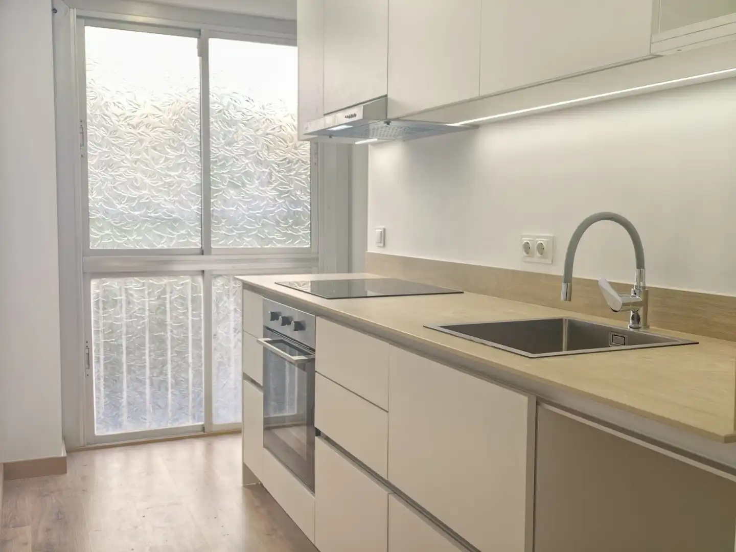 Kitchen of Flat for sale in Cornellà de Llobregat