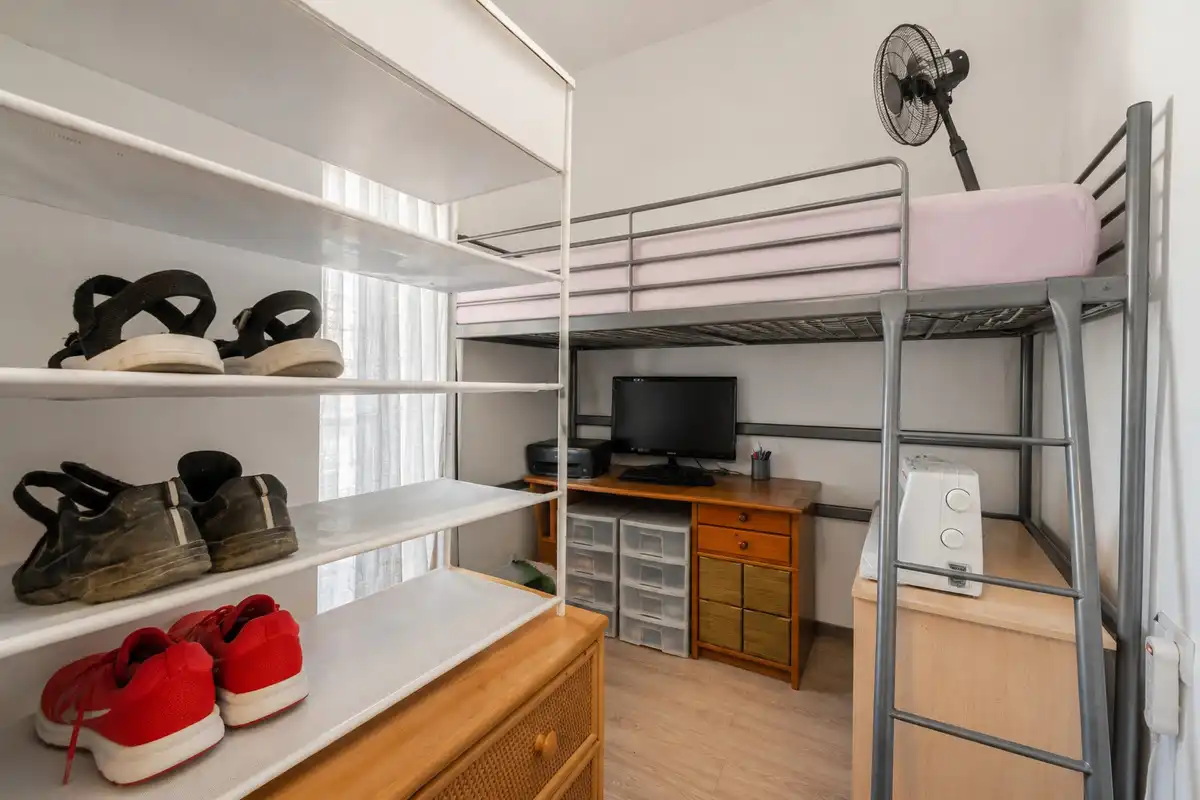 Habitación de Casa adosada en venta en Torrevieja con Aire acondicionado, Calefacción y Jardín privado