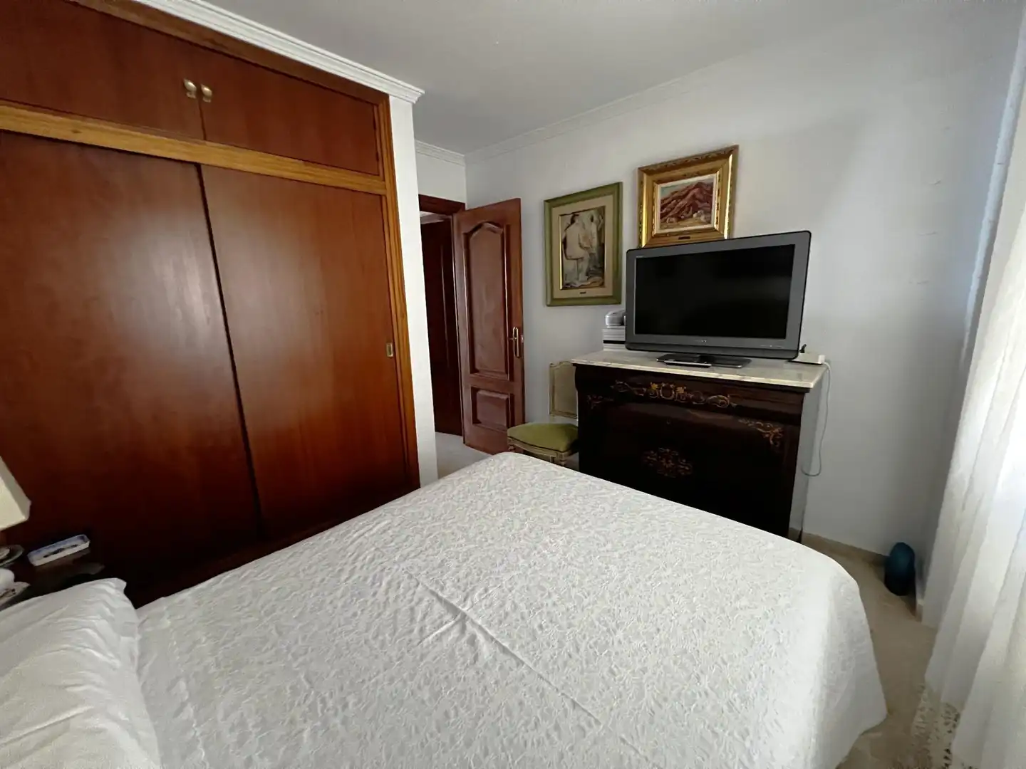 Dormitori de Apartament en venda en Fuengirola amb Aire condicionat, Terrassa i Piscina comunitària