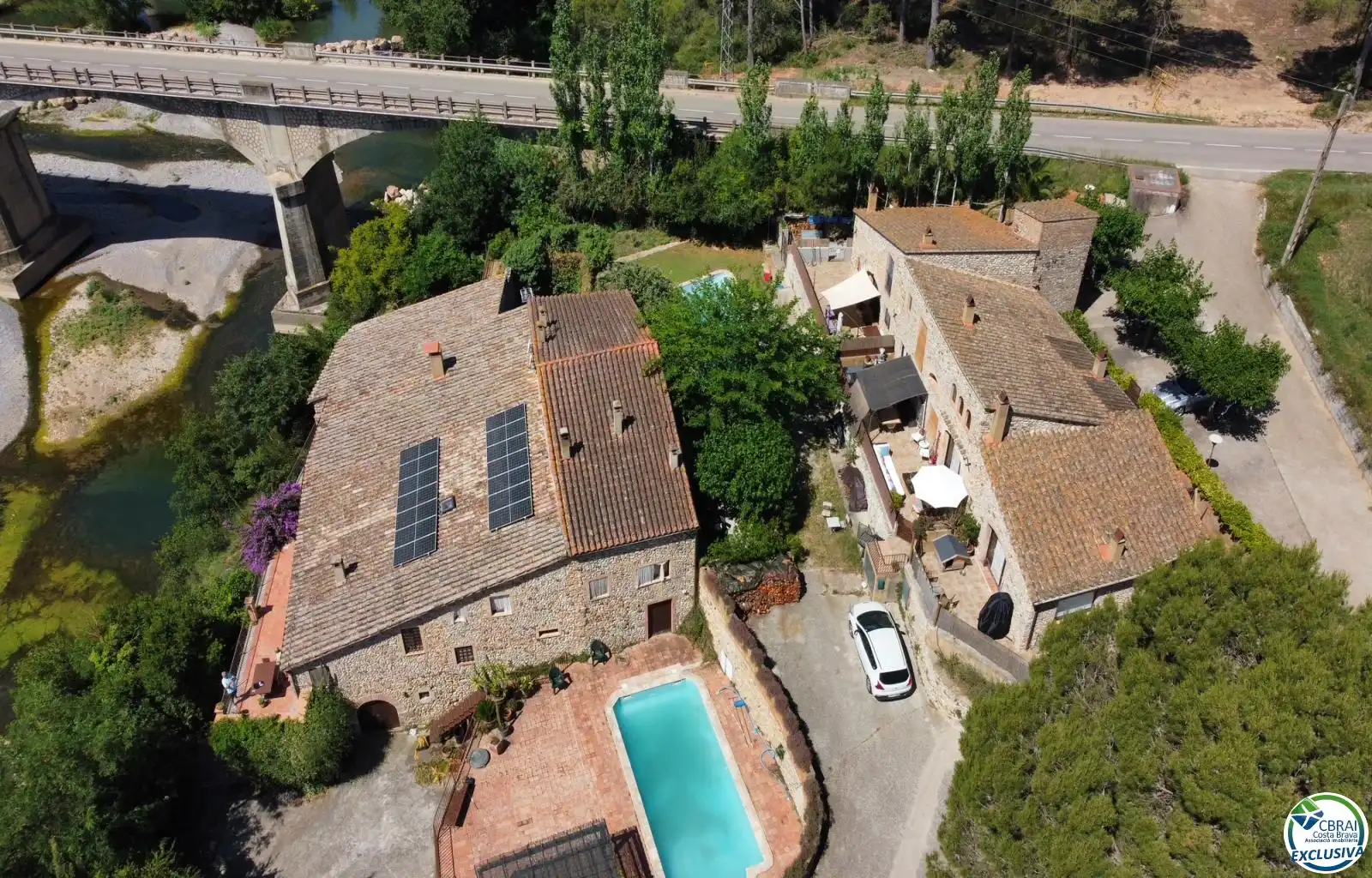 Xalet amb piscina en venda a Calle Cal Barquer s/n