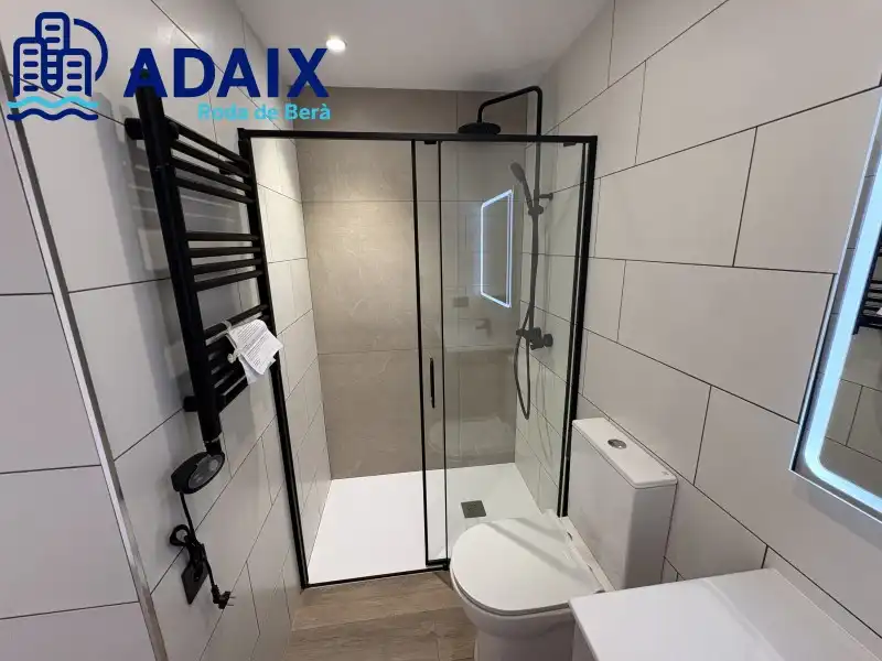 Bathroom of Ground floor for sale in Roda de Berà