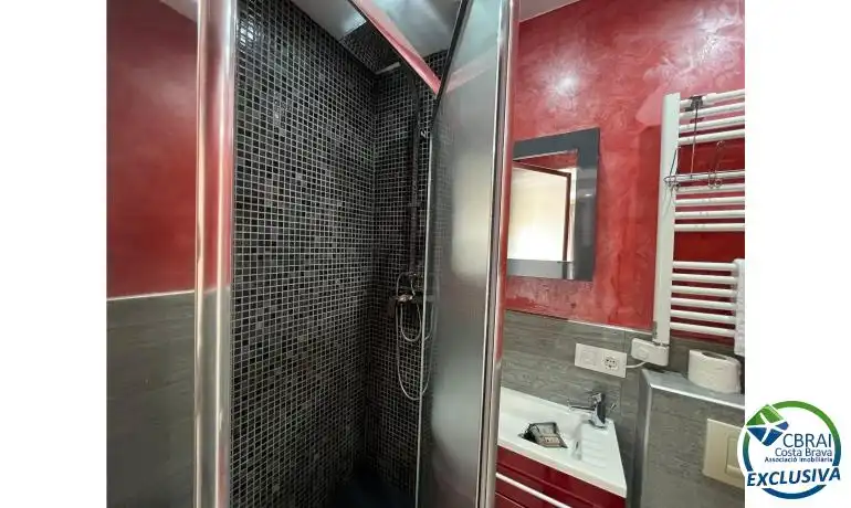 Casa aparellada amb piscina en venda a Carrer Montseny, imagen 12