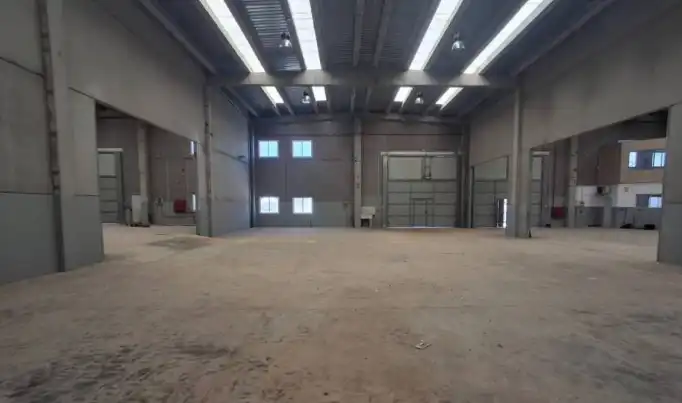 Nau industrial de lloguer en Riba-roja de Túria amb Calefacció i Alarma