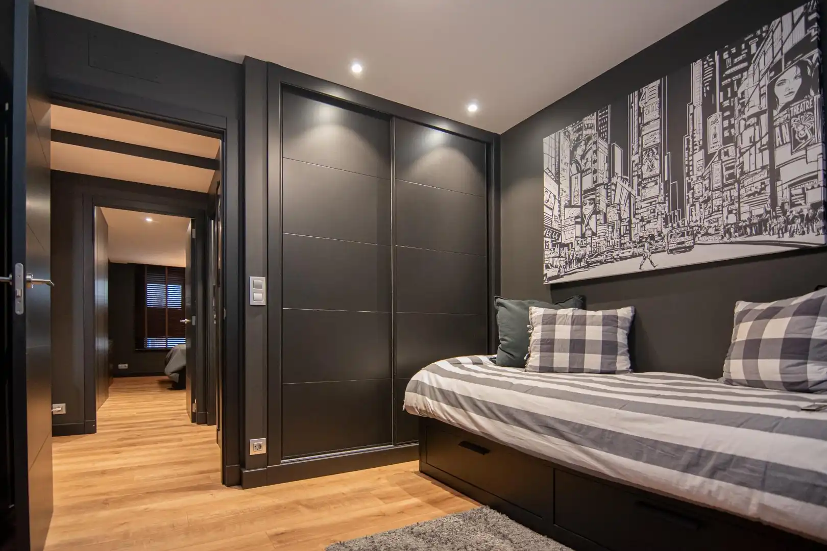 Habitación de Piso en venta en A Coruña Capital  con Calefacción, Trastero y Amueblado