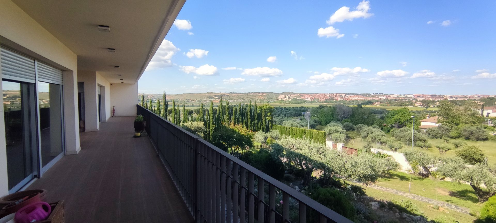 Jardín de Casa o chalet en venta en  Toledo Capital con Aire acondicionado, Calefacción y Jardín privado