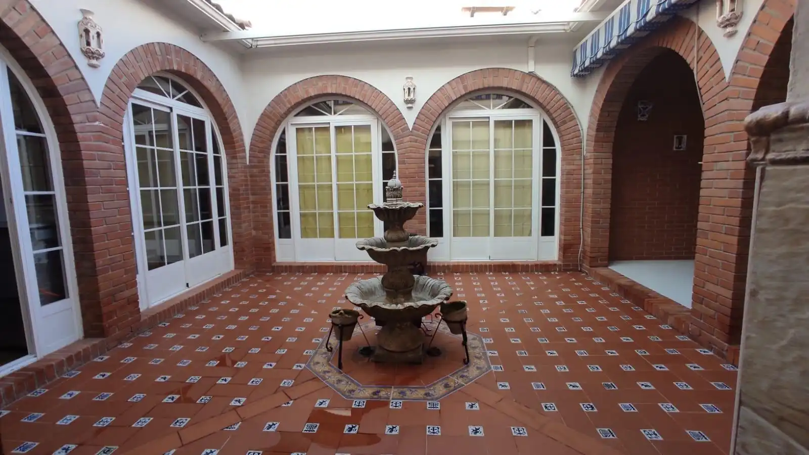 Casa amb terrassa en venda a El Carpio