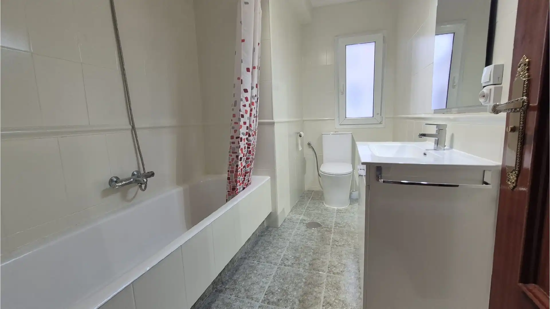 Bathroom of Flat for rent in Palencia  with Heating, Terrace and Furnished