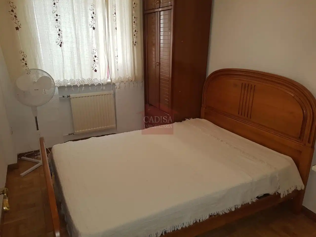 Schlafzimmer von Wohnung zur Miete in Salamanca mit Heizung, Parkett und Möbliert