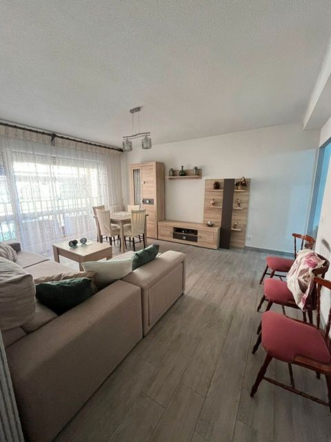 Sala d'estar de Pis de lloguer en Puertollano amb Calefacció i Moblat