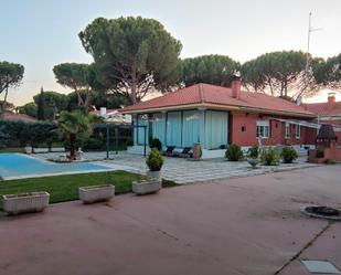Exterior view of House or chalet for sale in El Campillo (Valladolid)  with Heating, Private garden and Parquet flooring