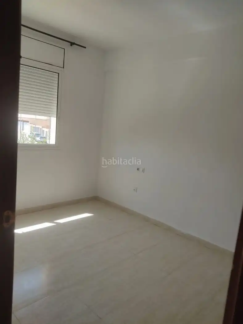 Adosado con piscina en venta en Carrer Islàndia 21, imagen 13